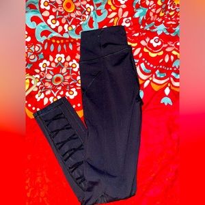 Victoria’s Secret pink leggings